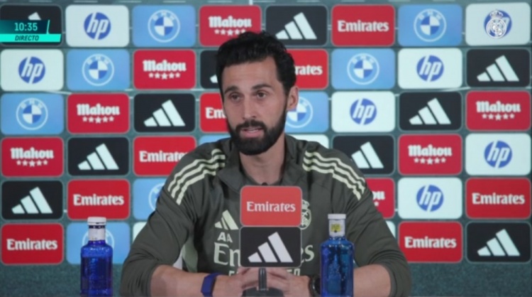 开云体育app下载-阿韦洛亚：我们没有时间磨合，比赛场次几乎比训练次数还多