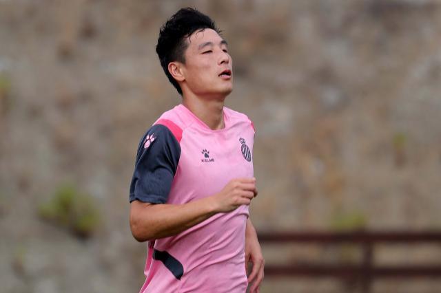 开云网址-西班牙人结束拉练 武磊热身赛表现尚可却仍需磨练